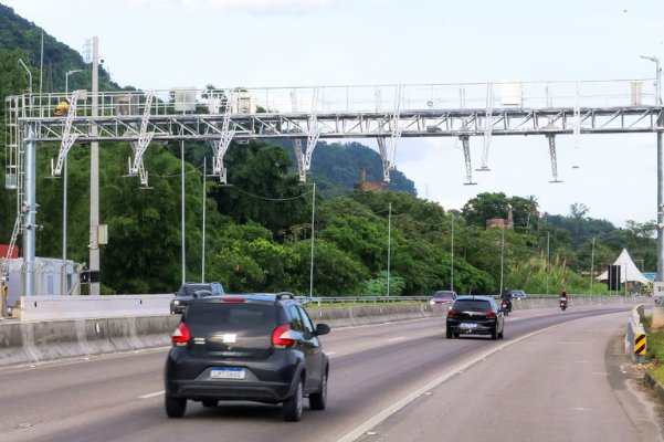 Novo sistema de pedágio eletrônico inicia na Rio-Santos